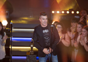 Le Premier Gala de l'ADISQ - Jonathan Painchaud pour La Guerre des tuques 3D / Album ou DVD de l'année / Jeunesse