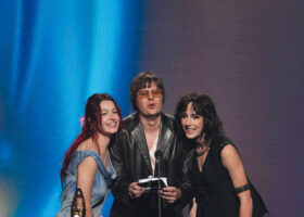 Gala de l'Adisq - Présentateurs - Lou-Adriane Cassidy, Thierry Larose et Ariane Roy